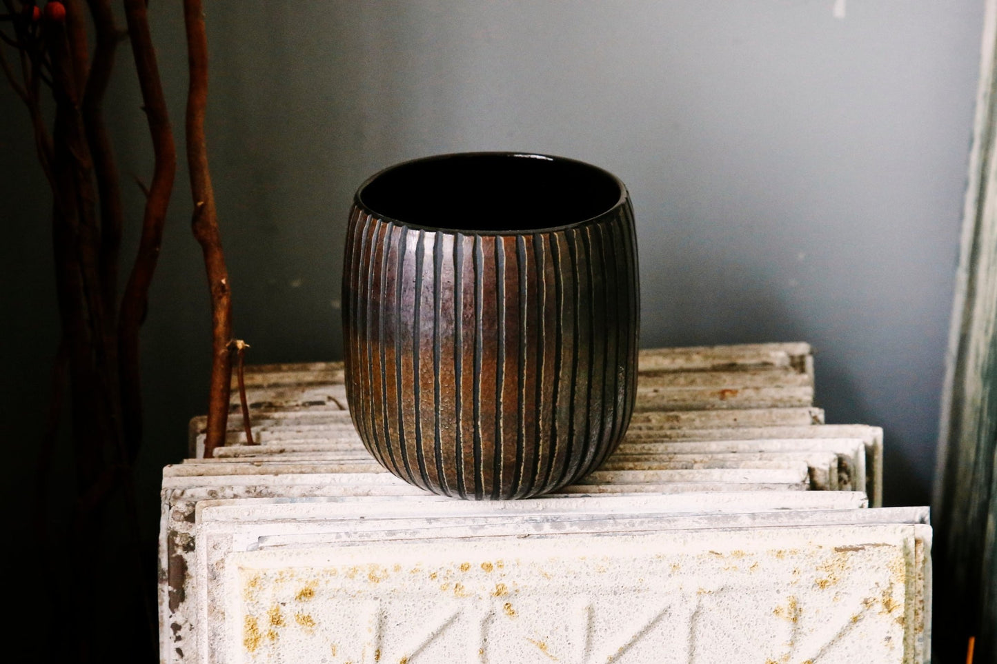 褐色條紋玻璃花器 Brown Glass Planter Vase - A Design&Life Project