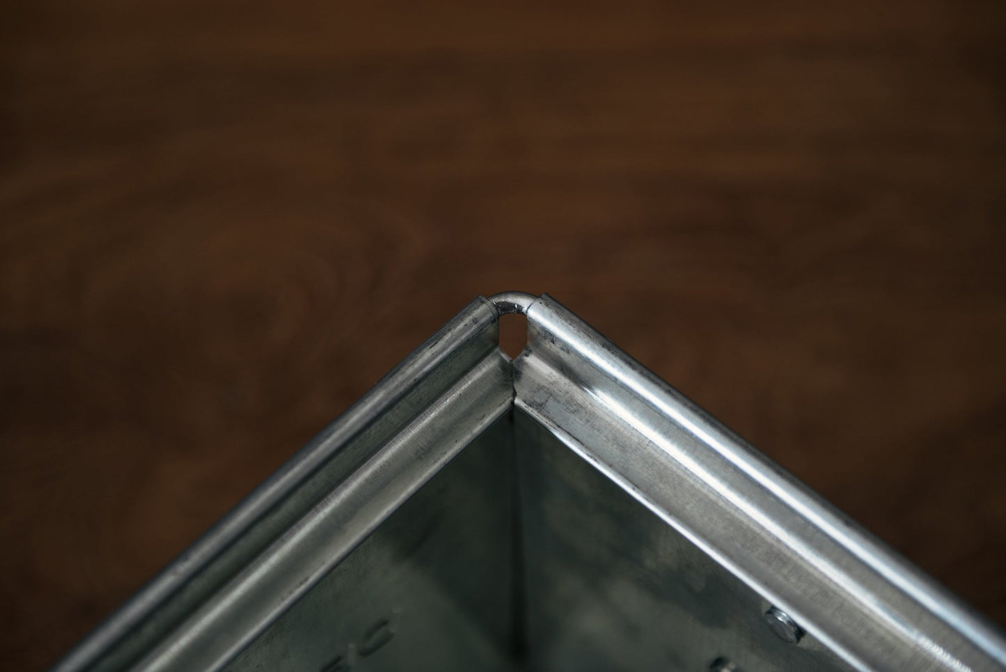 男子漢鍍鋅鐵箱 Cubix - A Design&Life Project