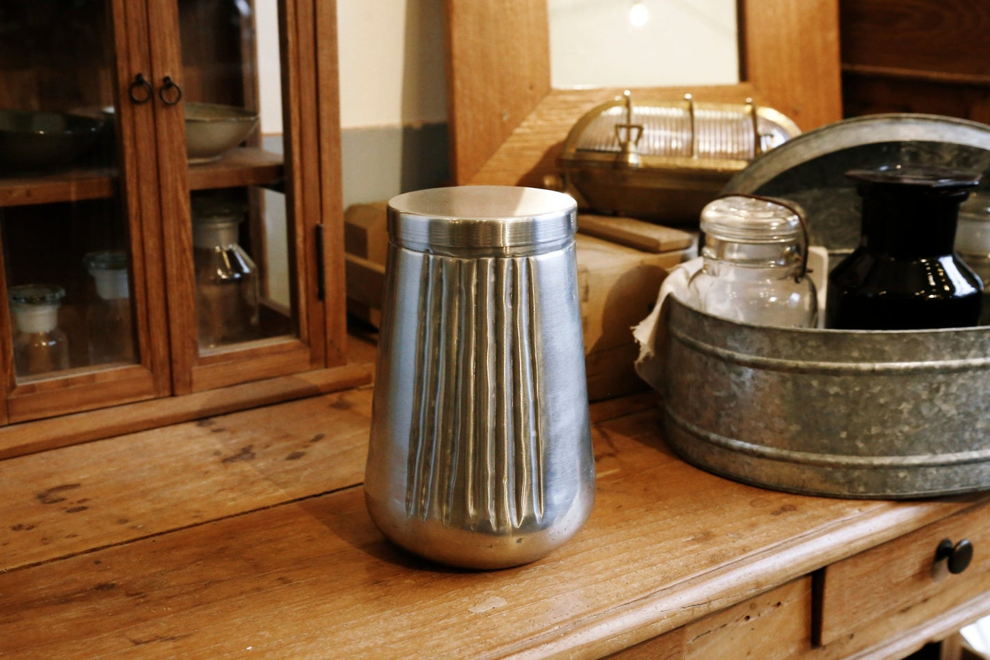 仿舊帶蓋錫罐 Tin Jar with Lid