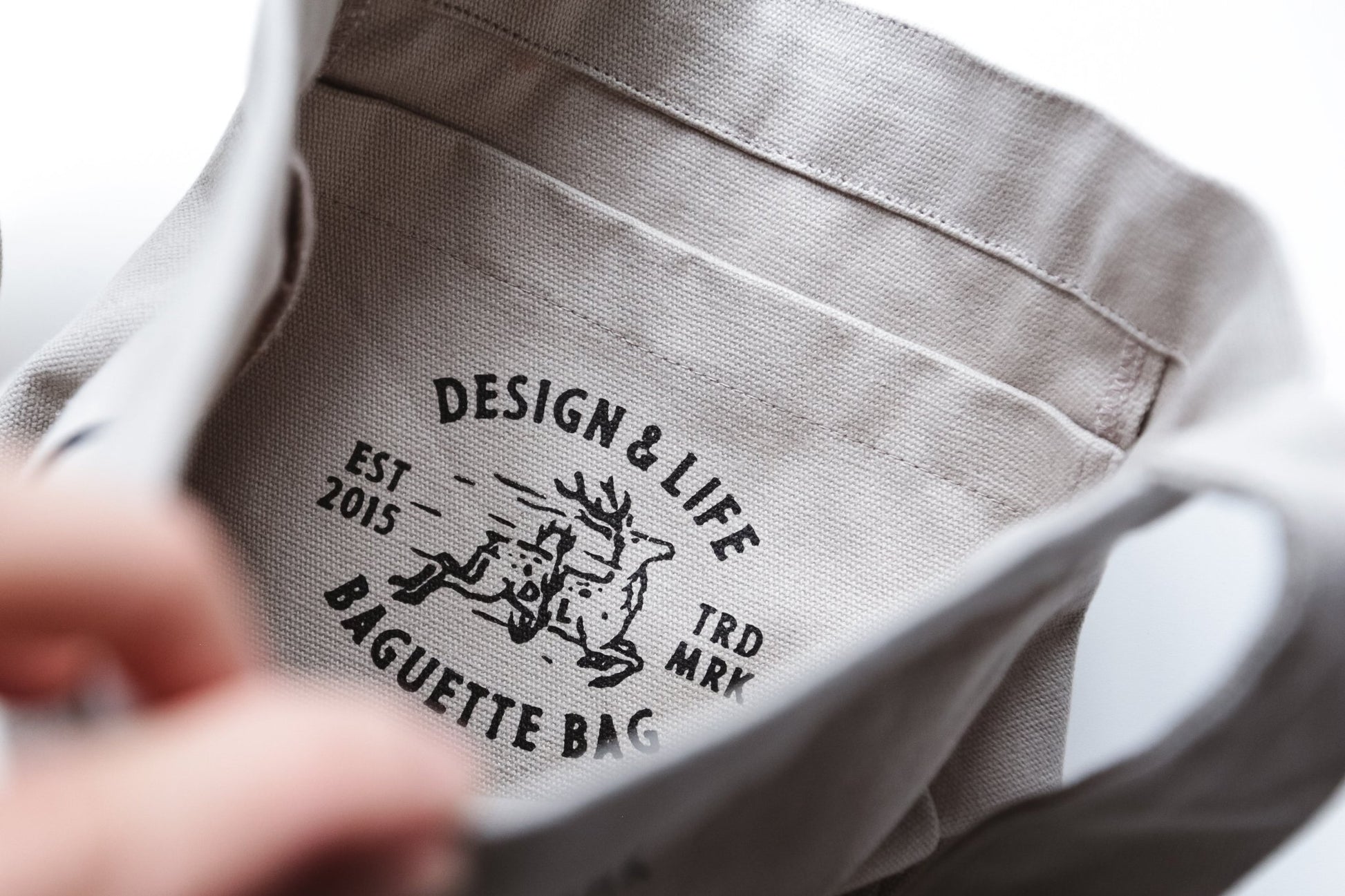 Baguette Bag 大麵包袋2.0 - A Design&Life Project